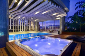 Stunning Luxury Penthouse with SPA and Concierge
